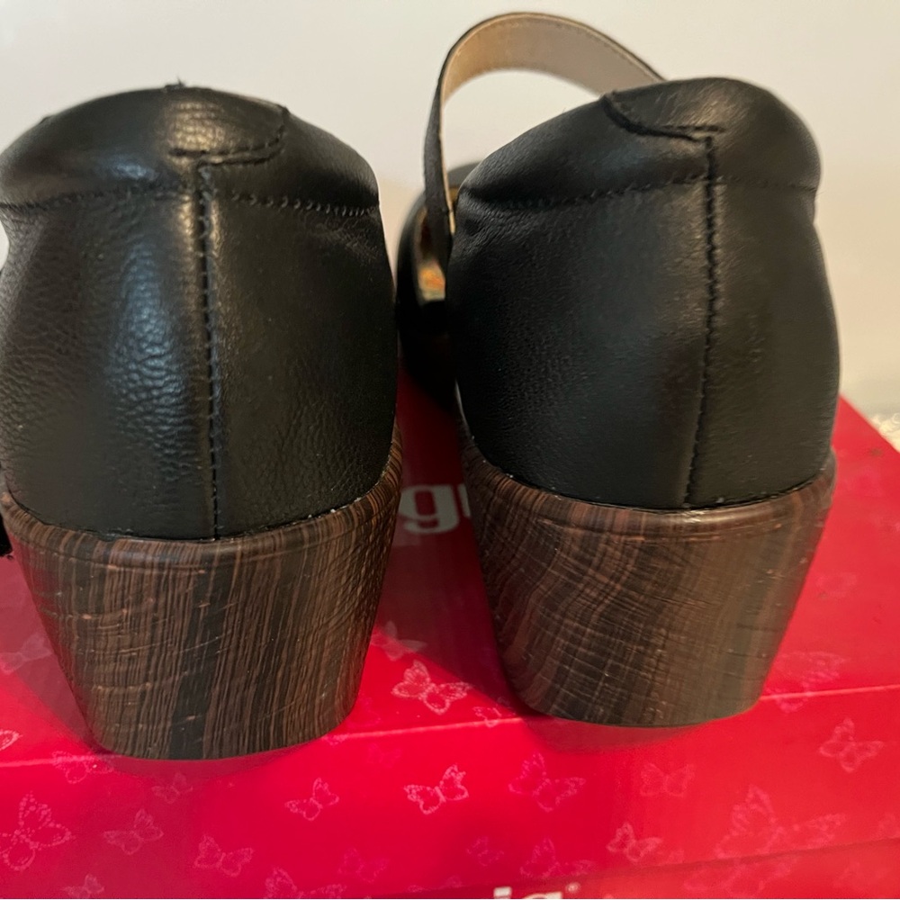 ALEGRIA Black Mary Jane Comfort Clog with Floral Insole - Picture 5 of 12